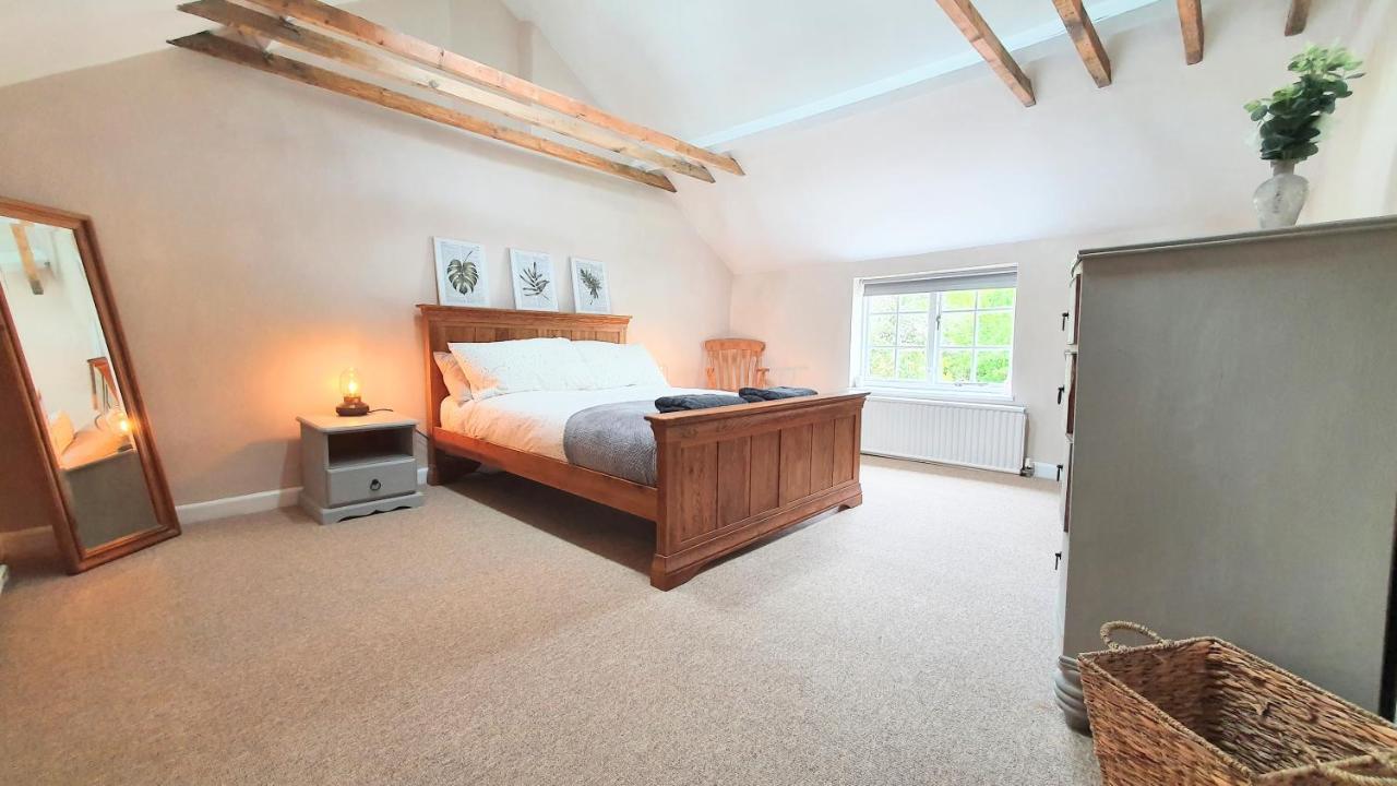 Glenfield Cottage - Secluded Luxury Deep In The Oxfordshire Countryside Wilcote Kültér fotó