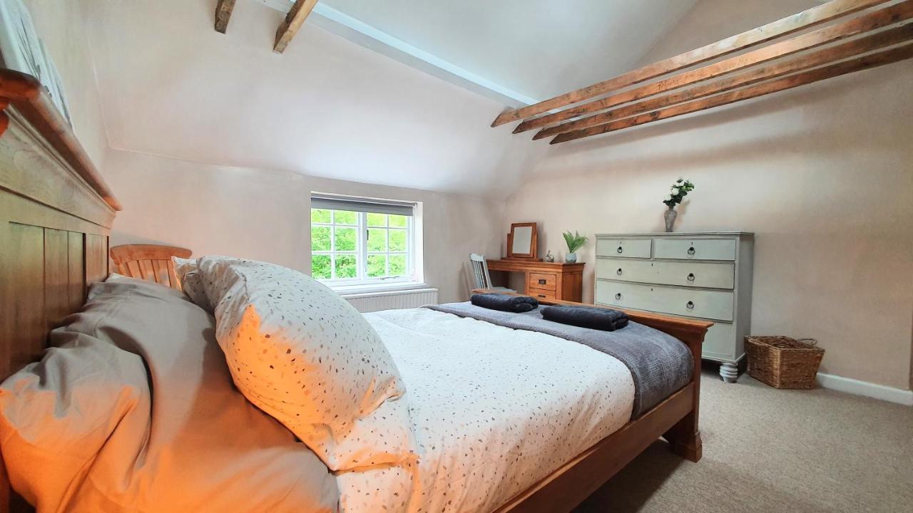 Glenfield Cottage - Secluded Luxury Deep In The Oxfordshire Countryside Wilcote Kültér fotó